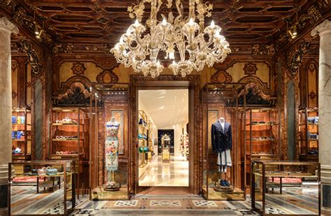 dolce gabbana tienda barcelona|dolce & gabbana official website.